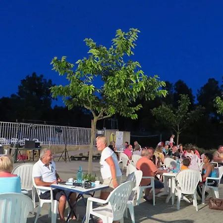 Campsite Avec Clim - 5 Pers. - Api-1-52-2858 *
